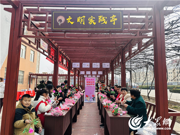 ：“一站一品”激活基层治理新动能新葡京娱乐场app烟台黄渤海新区(图7)